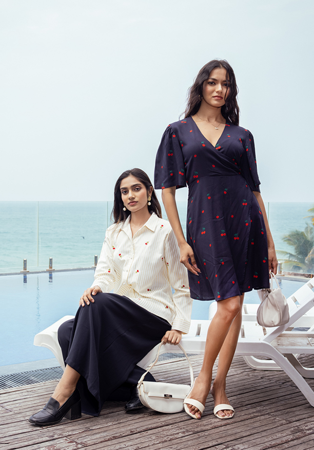 ELLIE WRAP SHORT DRESS